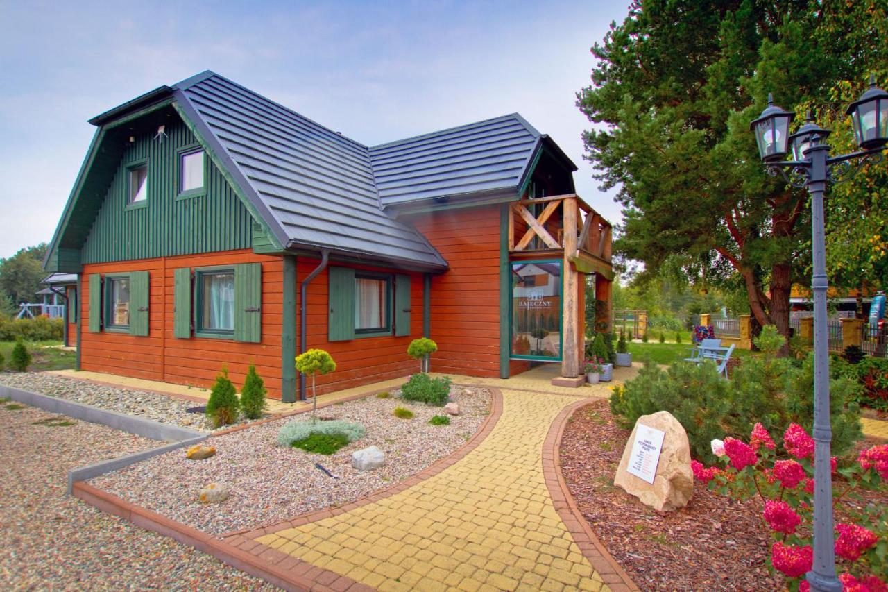 Bajeczny Dworek Karwia Exterior foto