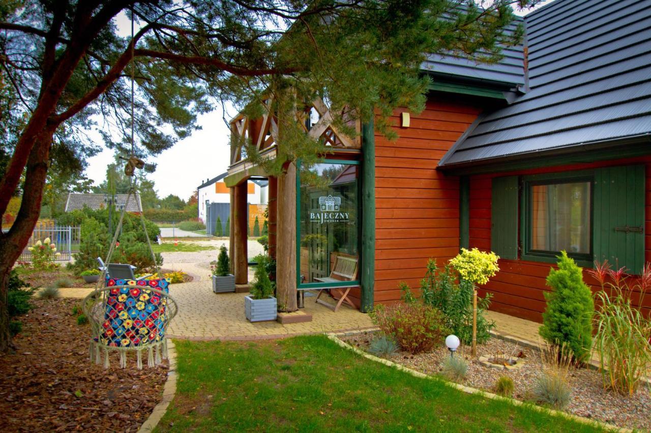 Bajeczny Dworek Karwia Exterior foto